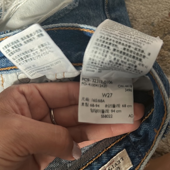 Levi’s Shorts - Picture 4 of 4